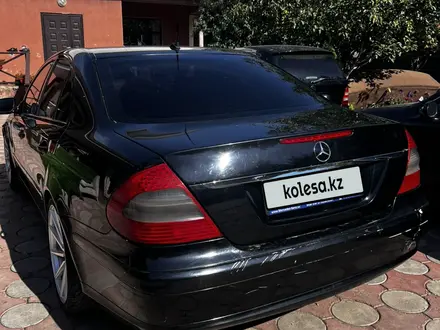 Mercedes-Benz E 200 2009 года за 5 500 000 тг. в Алматы – фото 3