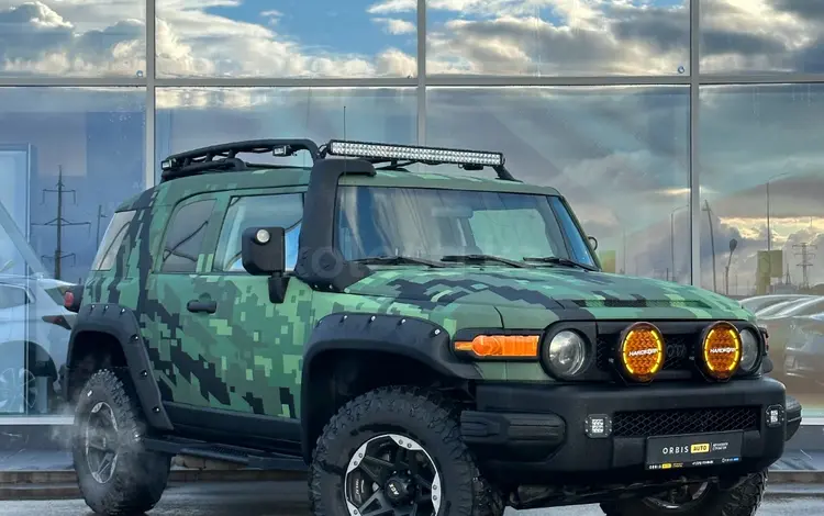 Toyota FJ Cruiser 2006 года за 13 500 000 тг. в Уральск