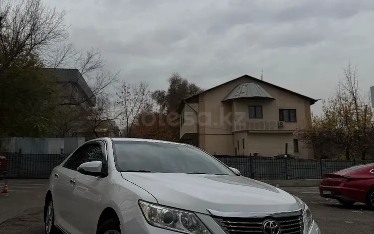 Toyota Camry 2014 года за 9 400 000 тг. в Алматы