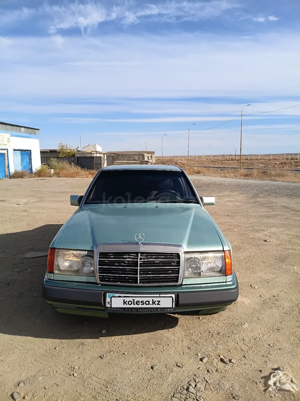 Mercedes-Benz E-Class, 1992