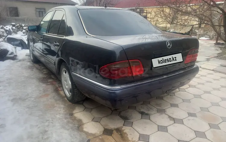 Mercedes-Benz E 280 1997 годаfor3 600 000 тг. в Шымкент