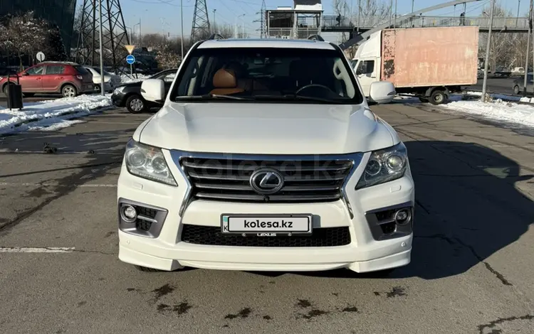 Lexus LX 570 2013 годаfor19 700 000 тг. в Алматы