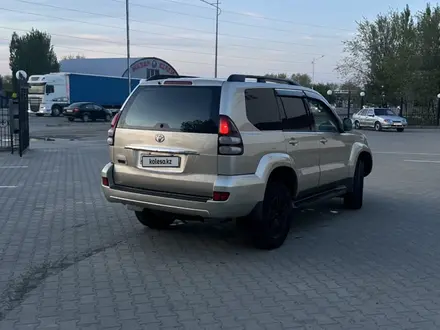 Toyota Land Cruiser Prado 2006 года за 9 500 000 тг. в Актобе – фото 13