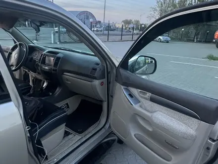 Toyota Land Cruiser Prado 2006 года за 9 500 000 тг. в Актобе – фото 27