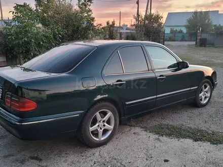 Mercedes-Benz E 200 2000 года за 3 500 000 тг. в Талдыкорган – фото 14