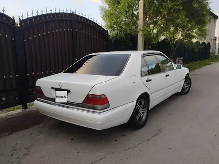 Mercedes-Benz S 320 1998 года за 4 100 000 тг. в Алматы – фото 3