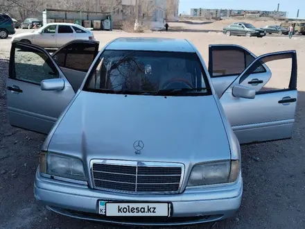 Mercedes-Benz C 180 1997 годаүшін1 600 000 тг. в Балхаш – фото 2