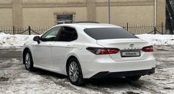 Toyota Camry 2022 годаfor11 600 000 тг. в Алматы – фото 2