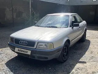 Audi 80