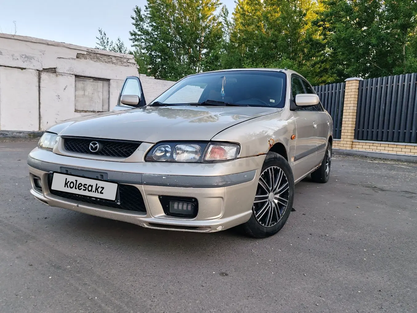 Mazda 626, 1998