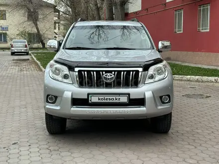 Toyota Land Cruiser Prado 2012 года за 15 550 000 тг. в Алматы – фото 3