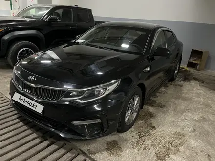 Kia K5 2019 года за 7 800 000 тг. в Астана