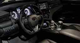 Toyota Camry 2023 годаүшін13 000 000 тг. в Астана – фото 2