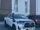 Toyota Hilux 2021 года за 23 500 000 тг. в Актау