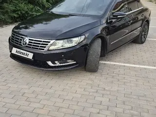 Volkswagen Passat, 2015