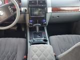 Volkswagen Touareg 2004 годаfor4 000 000 тг. в Актау – фото 2