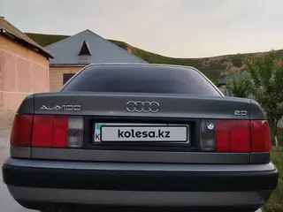 Audi 100