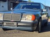 Mercedes-Benz E 260 1993 года за 2 700 000 тг. в Караганда