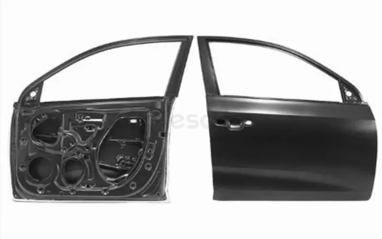 Дверь передняяfor77 550 тг. в Павлодар