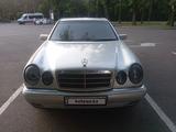 Mercedes-Benz E 200 1996 годаүшін2 300 000 тг. в Алматы
