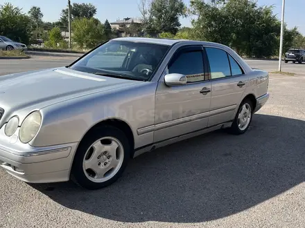 Mercedes-Benz E 280 1999 года за 3 900 000 тг. в Алматы – фото 3