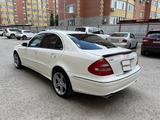 Mercedes-Benz E 320 2004 годаүшін5 000 000 тг. в Актобе – фото 4