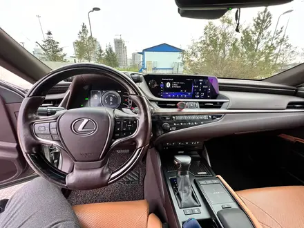 Lexus ES 300h 2020 года за 20 500 000 тг. в Астана – фото 22