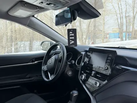 Toyota Camry 2022 года за 11 990 000 тг. в Павлодар – фото 19