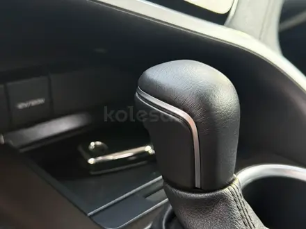 Toyota Camry 2022 года за 11 990 000 тг. в Павлодар – фото 22