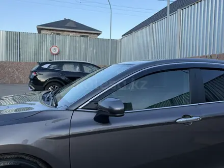 Toyota Camry 2022 года за 11 990 000 тг. в Павлодар – фото 30