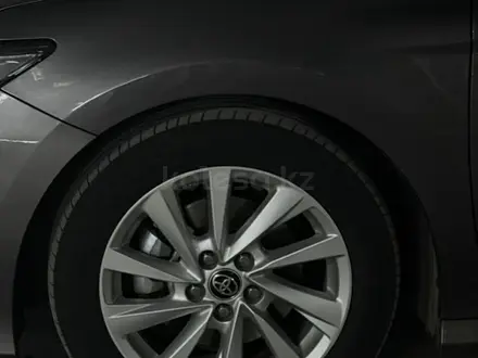 Toyota Camry 2022 года за 11 990 000 тг. в Павлодар – фото 5