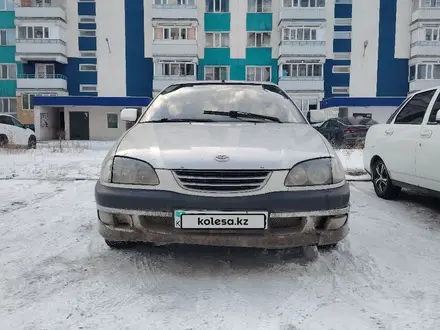 Toyota Avensis 2000 года за 2 300 000 тг. в Семей