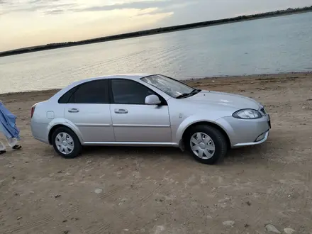 Daewoo Gentra 2014 года за 3 100 000 тг. в Шымкент – фото 4