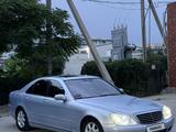 Mercedes-Benz S 320 2002 годаfor3 700 000 тг. в Актау – фото 3