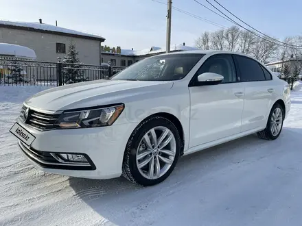 Volkswagen Passat 2018 года за 10 000 000 тг. в Петропавловск