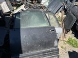 Двери на все машиныүшін1 000 тг. в Актобе