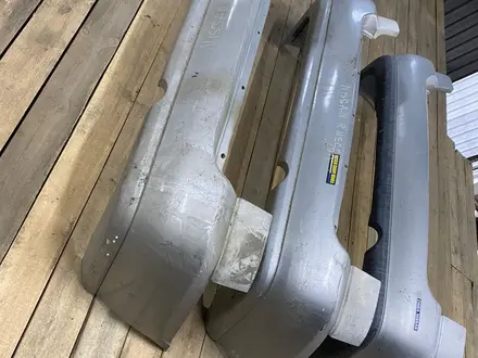 Задний бампер nissan r'nessa за 40 000 тг. в Алматы