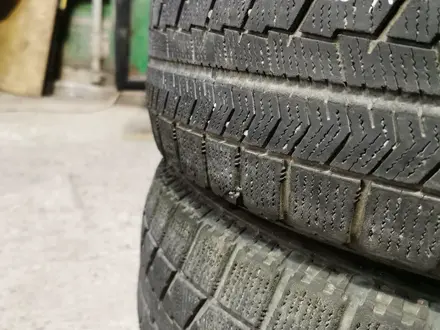 Резина 2-шт 195/65 r15 Bridgestone из Японии за 20 000 тг. в Алматы – фото 2