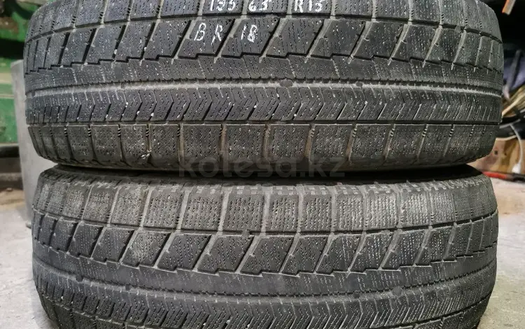 Резина 2-шт 195/65 r15 Bridgestone из Японии за 20 000 тг. в Алматы