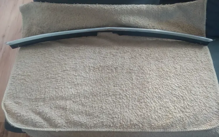 Молдинг капота хромированный верхний Mercedes V-class W447 за 45 000 тг. в Алматы