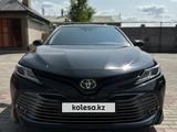 Toyota Camry 2020 года за 13 000 000 тг. в Караганда