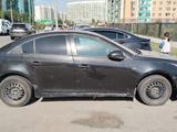 Chevrolet Cruze 2013 года за 1 000 000 тг. в Астана – фото 2
