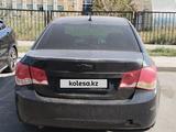 Chevrolet Cruze 2013 года за 1 000 000 тг. в Астана – фото 3