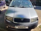 Skoda Fabia 2003 года за 1 500 000 тг. в Уральск – фото 3