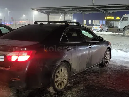 Toyota Camry 2013 года за 4 500 000 тг. в Астана – фото 2