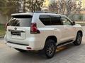 Toyota Land Cruiser Prado 2018 года за 27 000 000 тг. в Алматы – фото 10