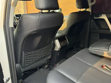 Toyota Land Cruiser Prado 2018 года за 27 000 000 тг. в Алматы – фото 22