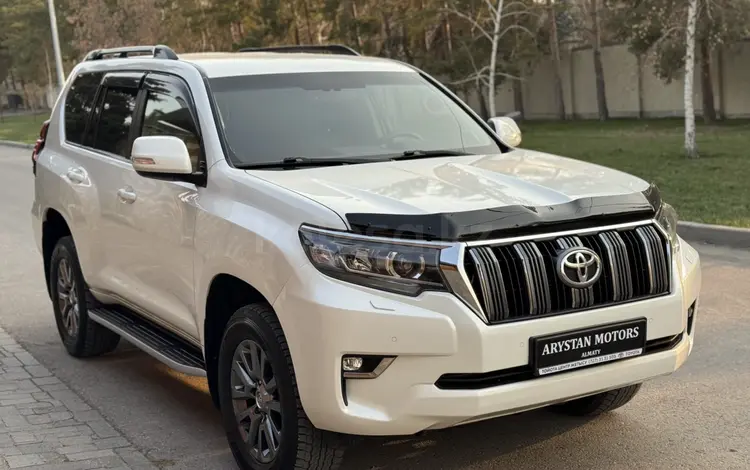 Toyota Land Cruiser Prado 2018 года за 27 000 000 тг. в Алматы