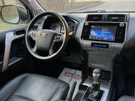 Toyota Land Cruiser Prado 2018 года за 27 000 000 тг. в Алматы – фото 37