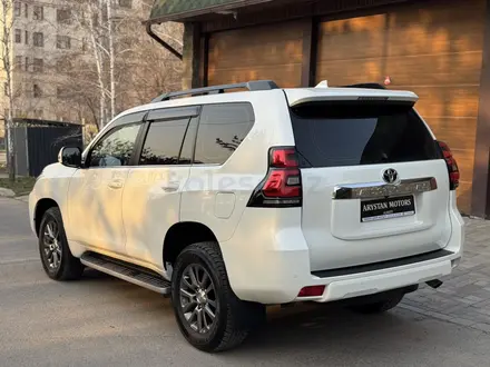 Toyota Land Cruiser Prado 2018 года за 27 000 000 тг. в Алматы – фото 43